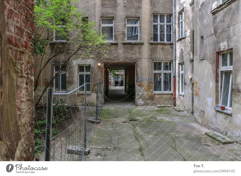 Backyard Berlin Prenzlauer Berg Exterior shot House (Residential Structure) Deserted Old town Day Capital city Window Colour photo Living or residing Building