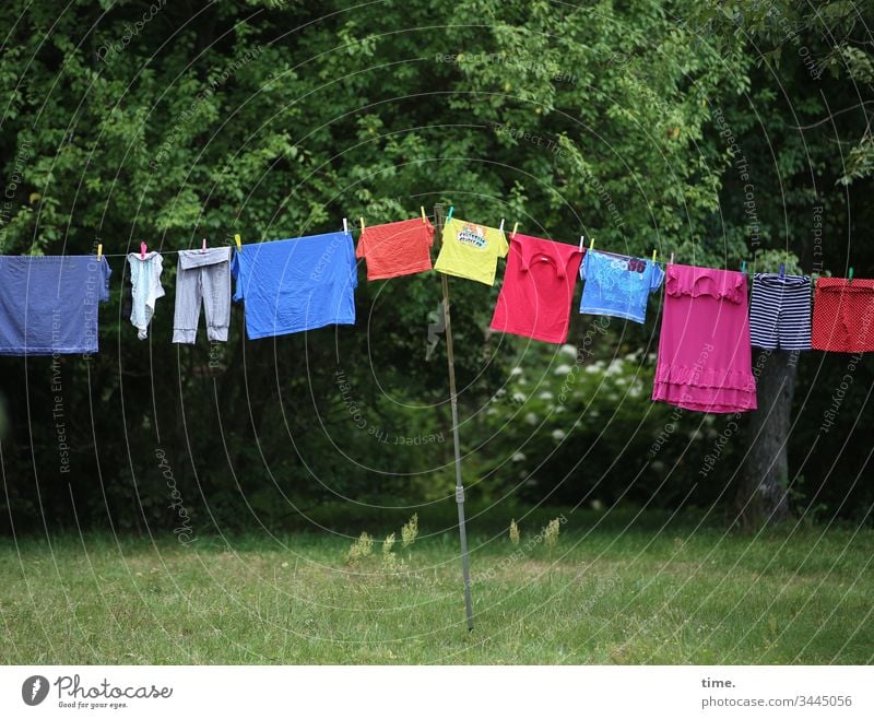 coloured fabrics Tall Hang Protection Perspective lines Beautiful weather at the same time in common Laundry Clothesline Forest Tree Garden Meadow leash Skirt