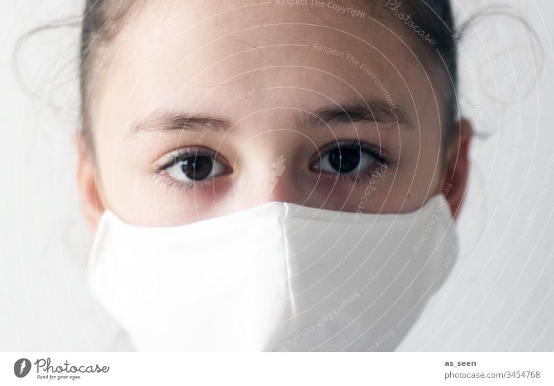 Girl wearing a mouthguard Respiratory protection Respirator mask Mask Human being Colour photo 1 Fear Protection Threat Dangerous Illness coronavirus
