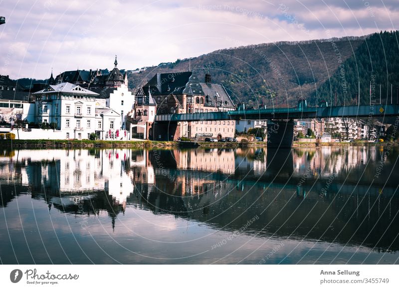 City on the banks of the Moselle with bridge connection, Spieglung Mosel (wine-growing area) Germany Traben-Trabach Town location Bridge Beautiful weather