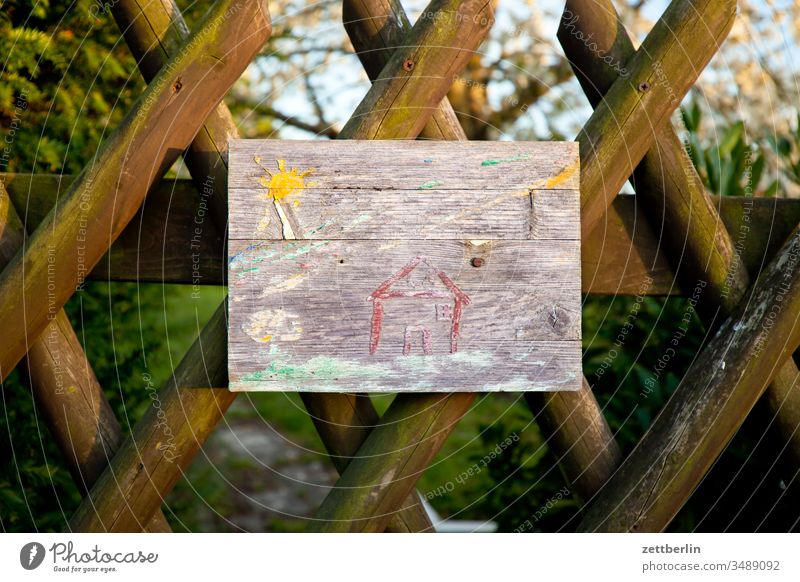 Children's drawing at the garden door Image sign hunting fence Wooden fence Drawing Fence blossom Entrance neighbourhood Front door Blossom Relaxation holidays