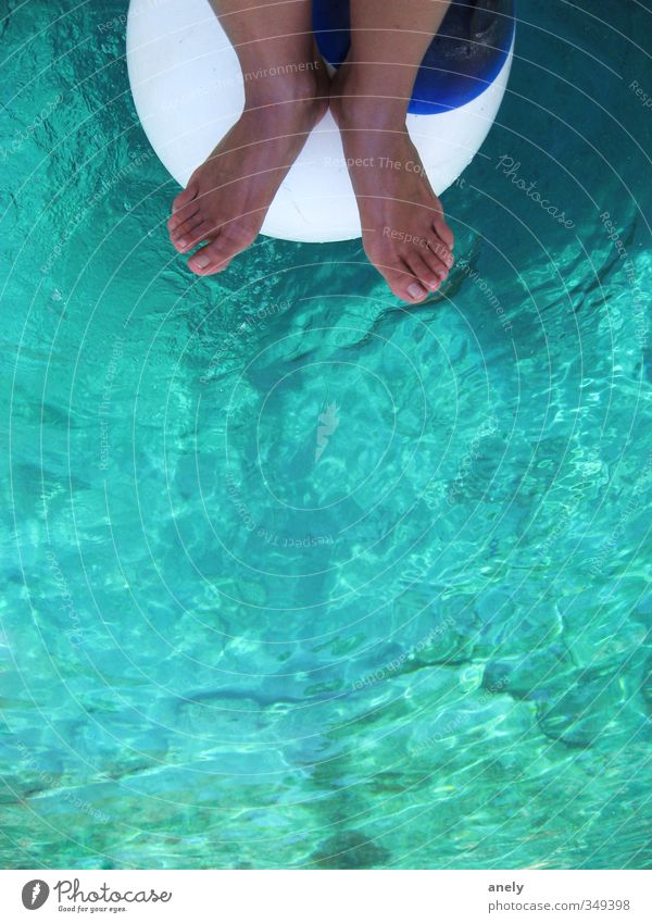 CLEAR Feet 1 Human being Water Summer Fender Swimming & Bathing Vacation & Travel Blue Brown Turquoise Serene Relaxation Sailing Sunbathing Toes Considerable