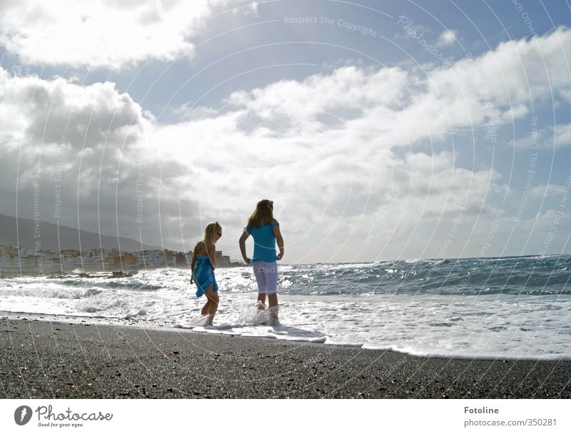 catch waves Human being Feminine Child Girl Brothers and sisters Sister Infancy 2 Environment Nature Landscape Sky Clouds Summer Beautiful weather Warmth Waves