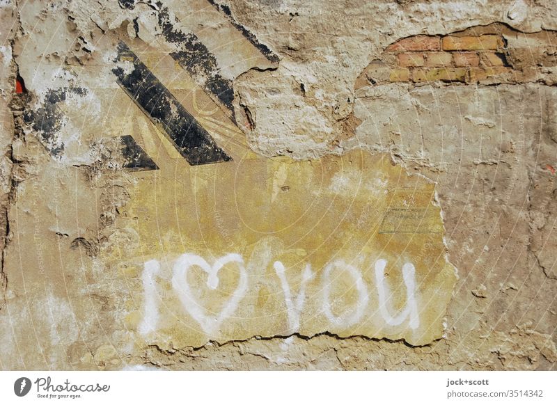I love you the English way Wall (barrier) Ravages of time Daub Street art Subculture Emotions Infatuation Creativity Weathered Spray vowed to love Handwriting