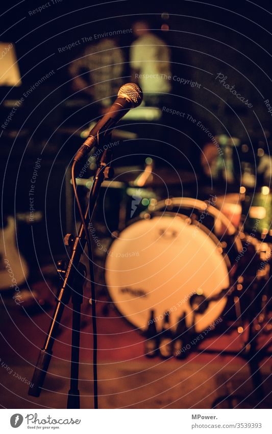 mic is on mircophone Stage Band Appearance Music play drums Club Concert Rock music Skirt soundcheck microphone Musician Musicians & Bands & Composers Shows