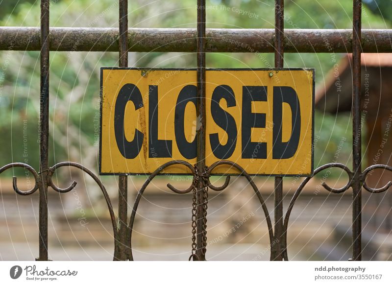 Closed Schild Geschlossen A Royalty Free Stock Photo From Photocase