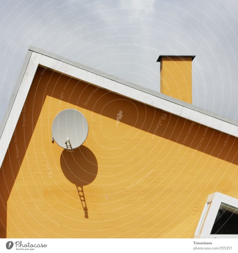 Design. Vacation & Travel Satellite dish Sky Clouds Denmark House (Residential Structure) Architecture Vacation home Wall (barrier) Wall (building) Window Roof