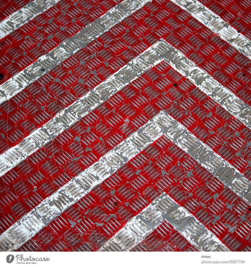 art before construction Line Design Gray Parallel Stripe angles Red Metal building sheet Direction Dirty Trashy worn-out Construction site Notches mark non-slip