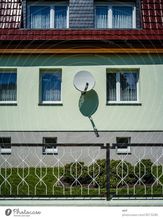 Satellite dish on house wall Satellite Dish House (Residential Structure) Architecture built Window Facade Deserted Exterior shot Wall (building) Wall (barrier)