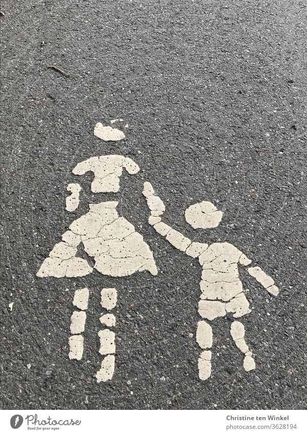 mother with child at hand, pavement, pictogram mother and child Pictogram Street off symbol Sign To hold on pedestrian Transport Traffic infrastructure Asphalt