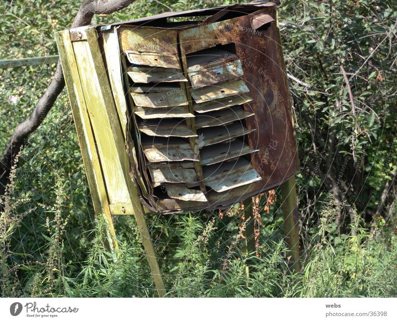mailbox Mail Rust Broken Green Iron Living or residing Old