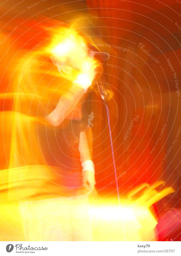 Eni on Fire Microphone Recitative Hip-hop Leisure and hobbies beatbox jam burn