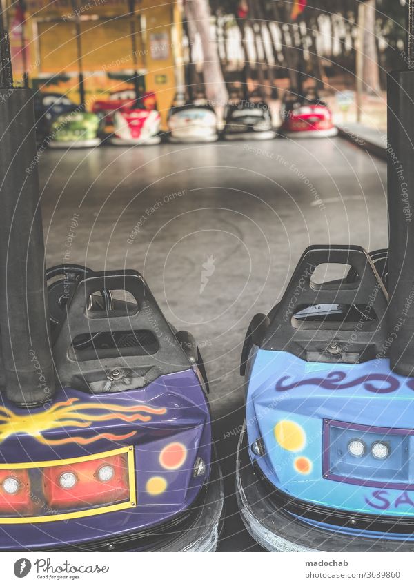 bumper cars hustle and bustle Fairs & Carnivals Leisure and hobbies fun driving Deserted Colour photo Showman Theme-park rides Feasts & Celebrations