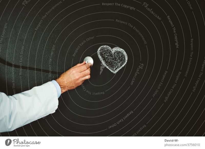 Doctor examines the heart Healthy investigation Heart cardiology Illness medicine Stethoscope Medical treatment care