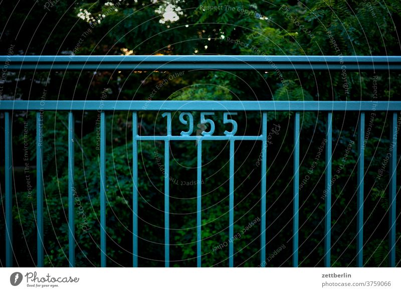 1955 sieversbrücke bridge pile-lander Handrail Metal Steel Iron pole number digit Year date Historic History of the Berlin steglitz lankwitz