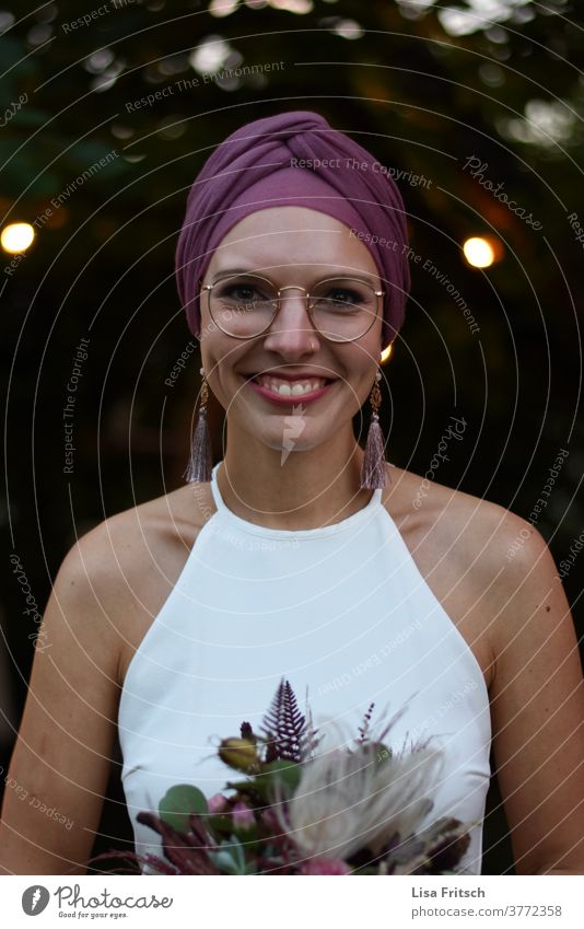 BRIDE - GLASSES - BEAUTIFUL - SUMMER - HEADSCARF Bride Eyeglasses Headscarf Point of light Earring Wedding dress portrait Positive fortunate Evening smile Joy