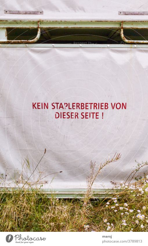 Tarpaulin with the inscription: No forklift operation from this side tarpaulin writing Forklift operation Red Covers (Construction) Protection Plastic Safety