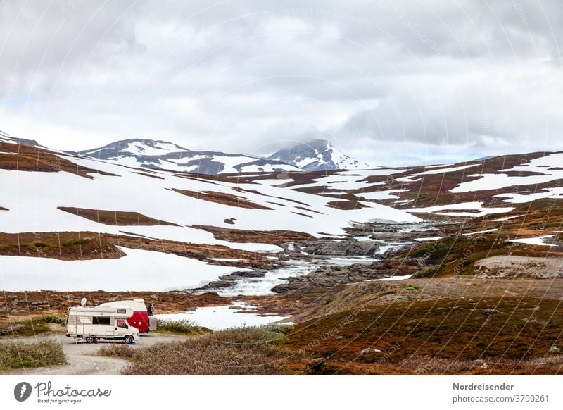 Two motorhomes in the high mountains of Marsfjell in Sweden Mobile home Camping Camping site Snow Ice Frost River Water Winter winter camping caravan Camper