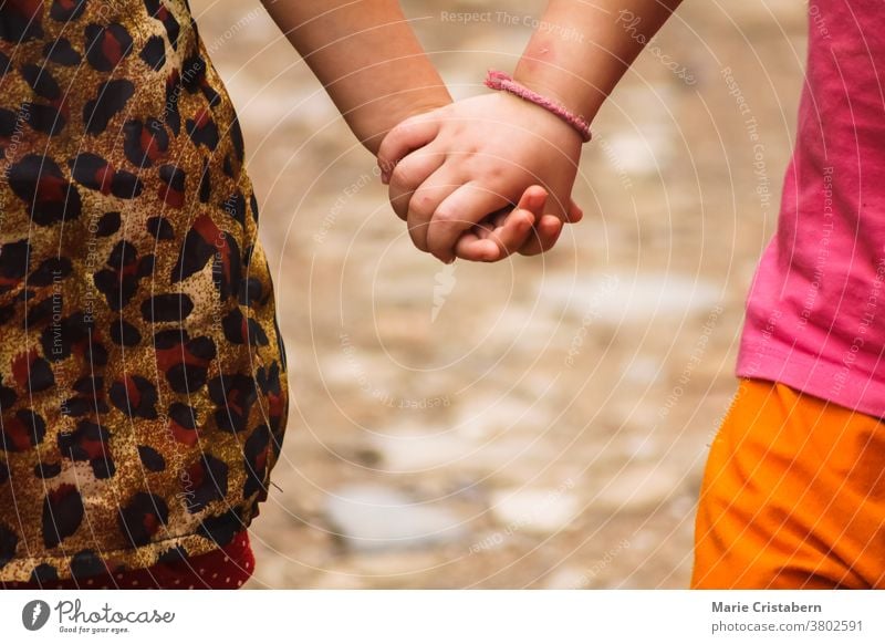 kids holding hands photography