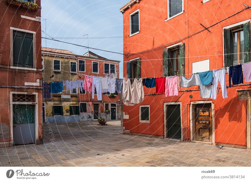 Historical buildings and clotheslines in the old town of Venice in Italy vacation voyage Town Architecture House (Residential Structure) Building Old