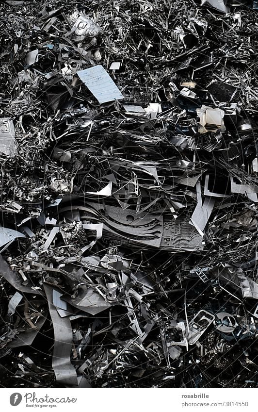 what remains of consumption: Metal scrap | Consumer terror Scrap metal Trash waste Scrap heap Garbage dump raw materials Recyclable materials utilization
