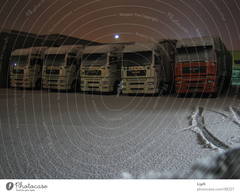 Sleeping Trucks Long exposure Night Shipping Transport Snow