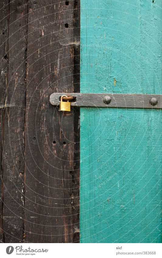 Turquoise Village Barn Door Lock Locking bar Wood Simple Historic Black Safety Stagnating Tradition Town Colour photo Close-up Deserted Copy Space top