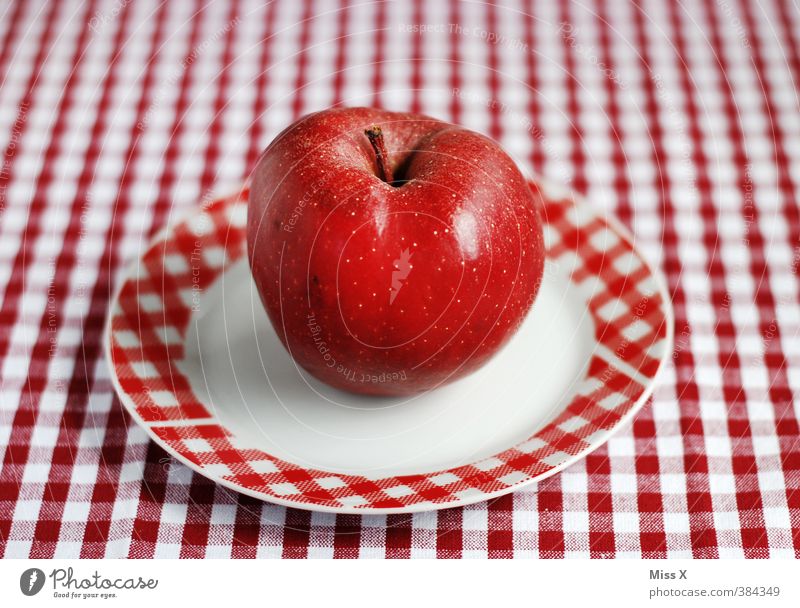 square Food Fruit Apple Nutrition Organic produce Plate Delicious Sweet Red Moiré effect Checkered Pattern red apple Reddish white Colour photo Close-up
