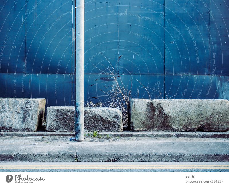 dport | Street Town Wall (barrier) Wall (building) Blue Gray Sadness Loneliness Cold Road marking Street lamp Pole Concrete block Stone Pavement Sidewalk