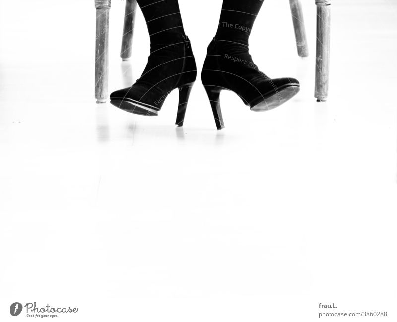Six legs, two feet, 1 pair of bootees Women's legs Woman Sit Armchair Footwear High heels high heels Stilettos Cane chair