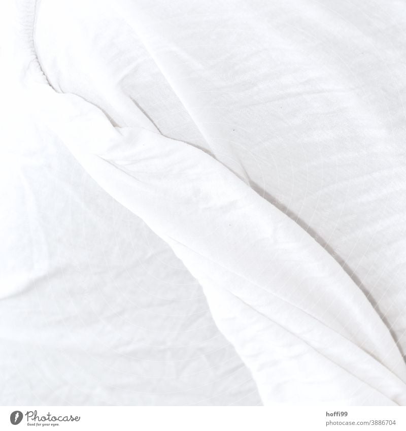 a white sheet throws wrinkle patterns White white background Sheets Bed Bedclothes Pattern Bedroom Morning Sleep Blanket Arise forsake sb./sth. crease Wake up