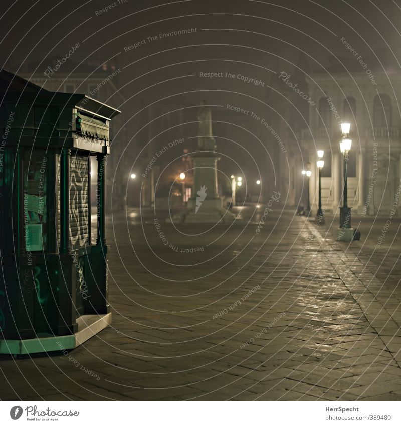 witching hour Venice Italy Town Old town House (Residential Structure) Building Architecture Tourist Attraction Monument Dark Creepy Historic Beautiful Gray