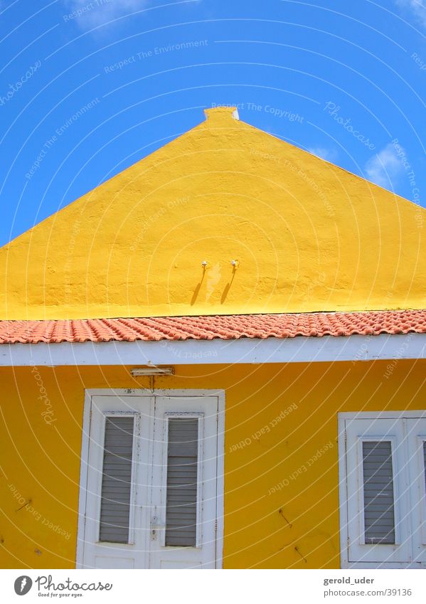 Colours in Bonaire 2 House (Residential Structure) Yellow Netherlands Architecture Sky Blue Cuba