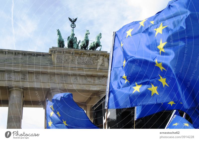 March for Europe, Demo for Europe in front of the Brandenburg Gate Potsdamer Platz Berlin Germany Berlin zoo symbol Sieg Victoria Zoo tunnel Middle Quadriga