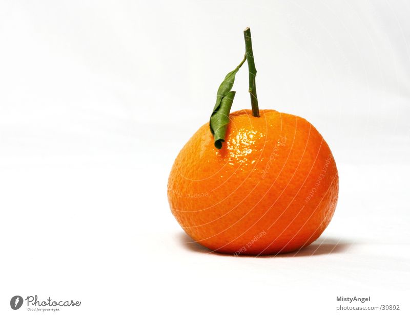 mandarin Tangerine Green Nutrition Orange Bright background color Fruit