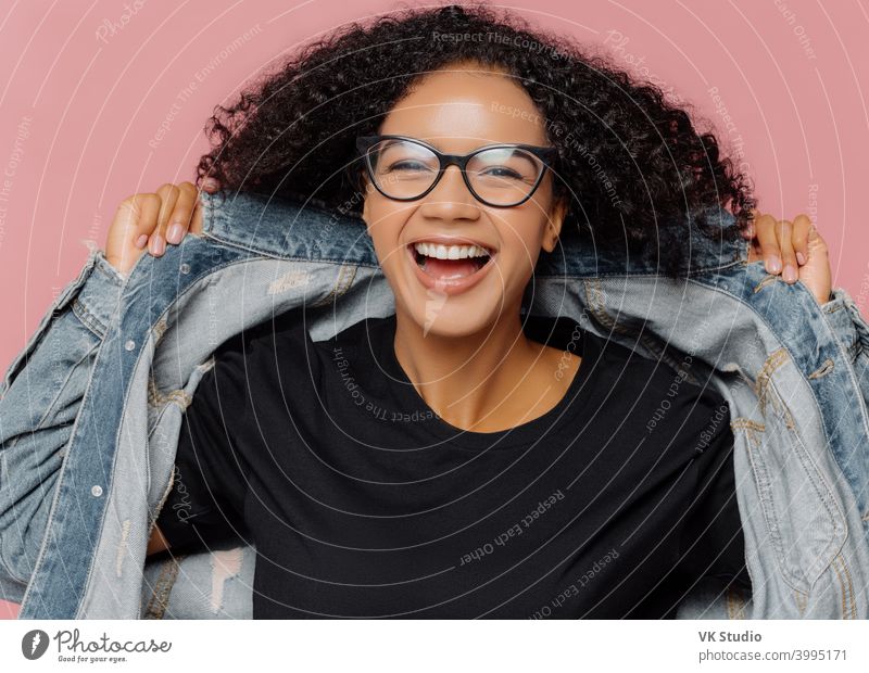 Young Girl Poses Against Background Brick Stock Photo 1394084732 |  Shutterstock