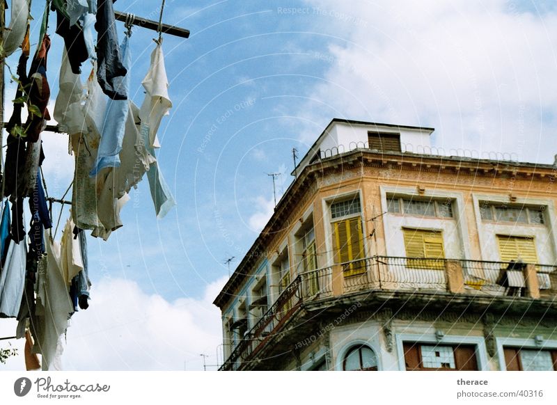 Laundry in Havana House (Residential Structure) Sky Cuba Picturesque Yellow Looking Tall Above Decline Old Household Dictatorship Straw hat Siesta Midday