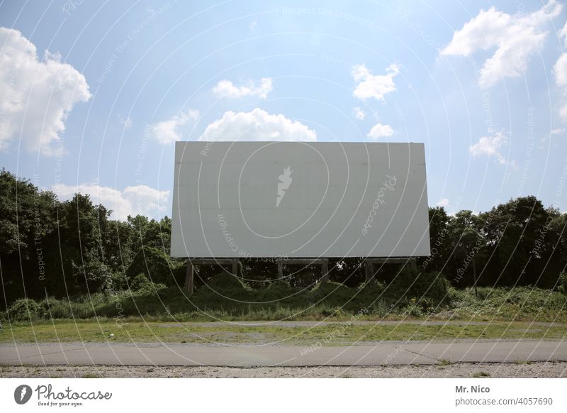 drive-in cinema Canvas Outdoor festival Summer Cinema Sky Beautiful weather Empty Leisure and hobbies Public viewing Film industry open-air cinema Culture