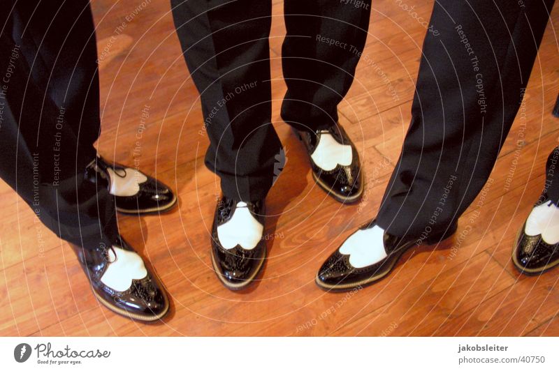 Oldies among themselves Twenties Footwear Rhythm Group Musician Legs Fashion