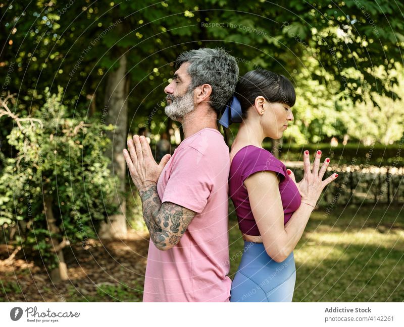 Dating Romantic Couple Luxembourg Garden Paris Stock Photo 251274376 |  Shutterstock