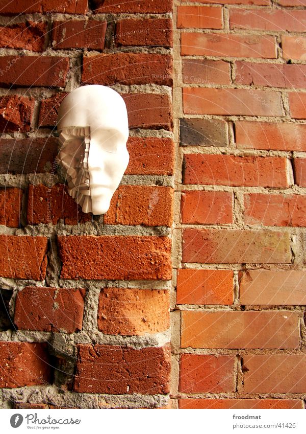 Broken Face Wall (barrier) Face mask Absurd Wall (building) Exhibition design mai Mask