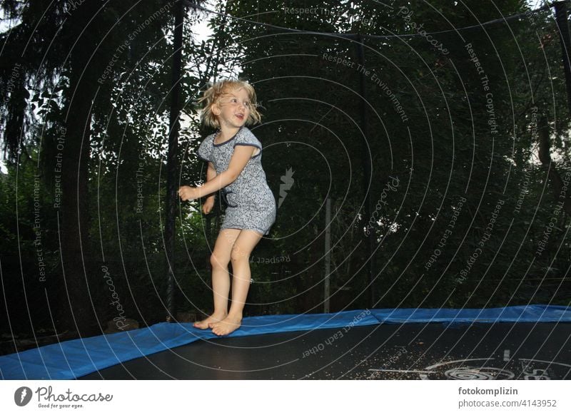 bouncing kid on trampoline Trampoline Children's game Infancy Joie de vivre (Vitality) Playing Joy Movement Jump Hop Happy Happiness Girl Leisure and hobbies