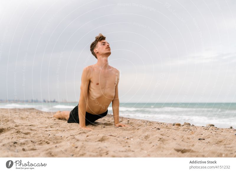 HD wallpaper: Man Standing on Hill, beach, casual, daylight, enjoyment,  facial expression | Wallpaper Flare