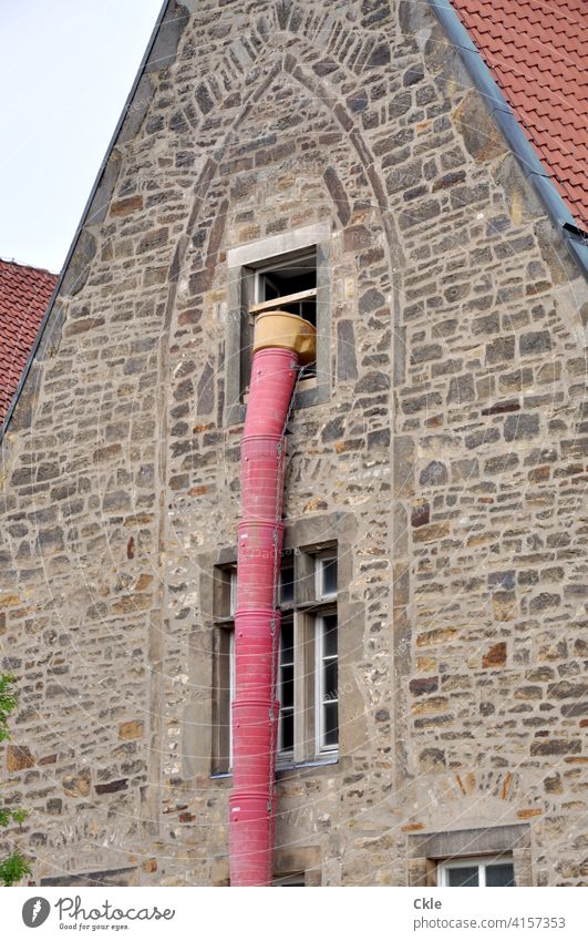 Core renovation House (Residential Structure) Old building Old town Medieval times Sanitation Renovation core renovation restoration Facade Window Building