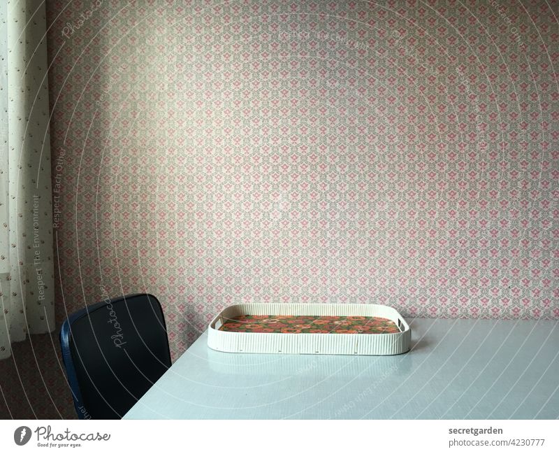 Retro perspective Pattern vintage Deserted Old Interior shot Wall (building) Living or residing Colour photo Interior design Design Flat (apartment) Clean Room