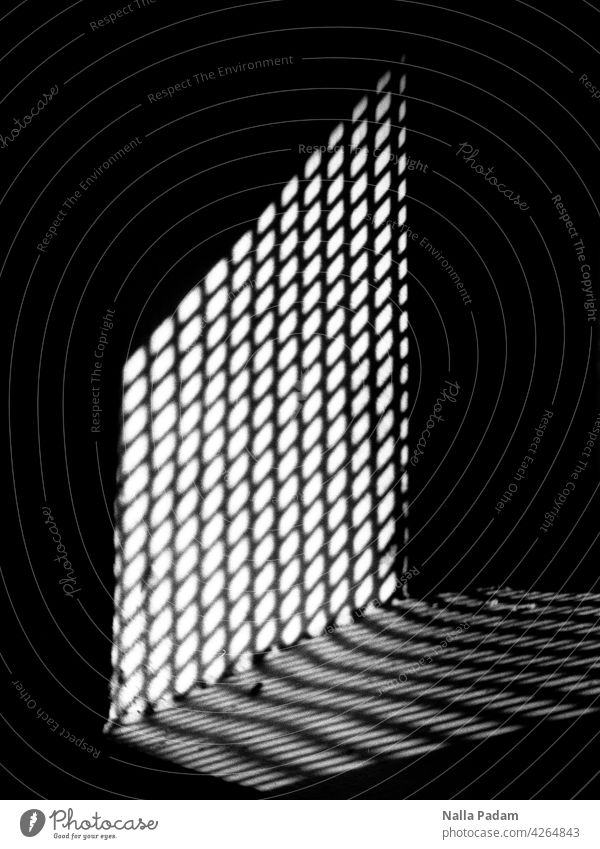 Light-Shadow Pattern Analog Analogue photo B/W Black & white photo diamond Line Deserted Grating