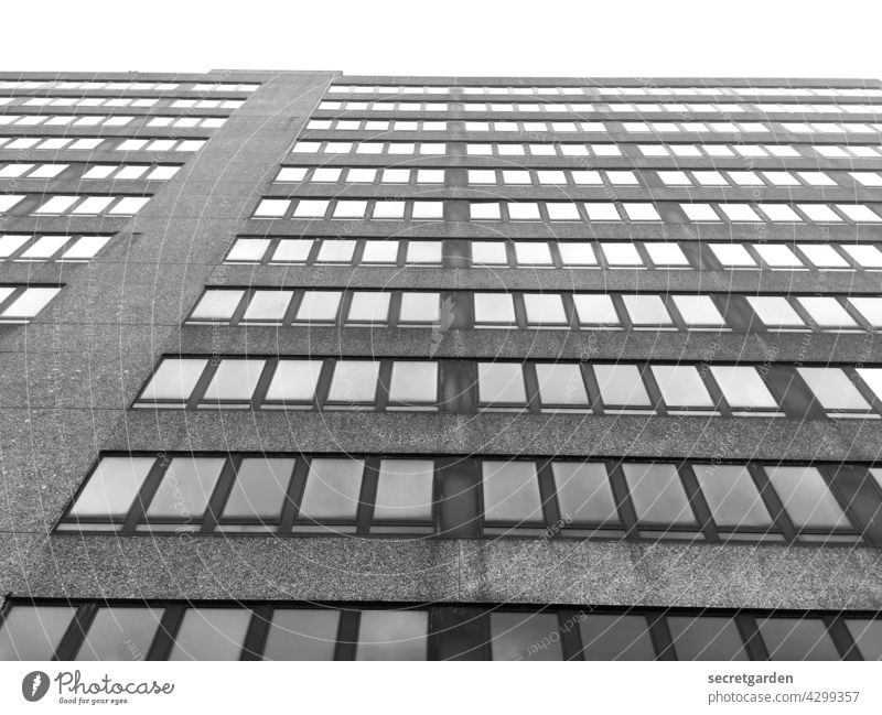 Sky-high perspective (1) High-rise Facade Black & white photo Minimalistic Tall Window Office building Gloomy Architecture boringly Old building Building Modern