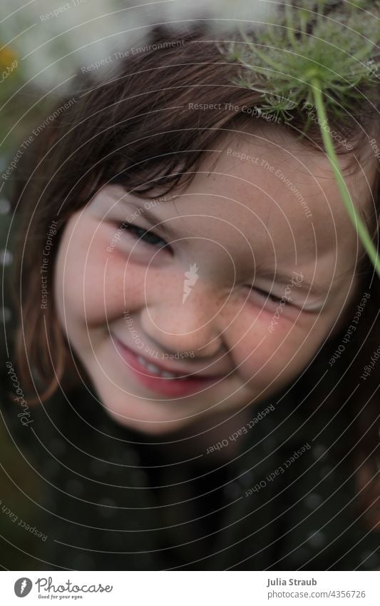 Girl portrait winks Child Wink winking Freckles Grinning Laughter Happy Happiness Human being Looking Contentment Looking into the camera Bird's-eye view
