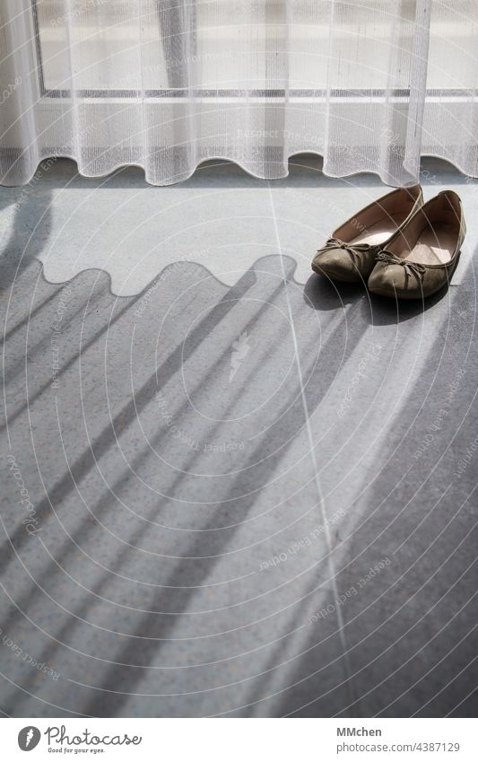 Curtain curtain and shoes with shadows on the floor Footwear ballerinas Drape Shadow Light Sunlight Window Interior shot Living or residing Calm