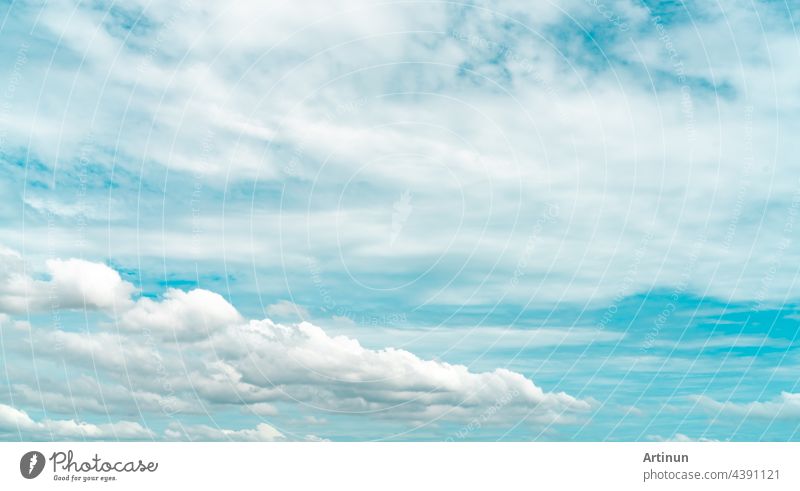A Soft Cloud Background ,blue Sky With Cloud Stock Photo, Picture